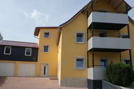 Haus Eltmann - 12 Zimmer, 250 m&sup2;, 350.000&euro; | Angebot:24220735