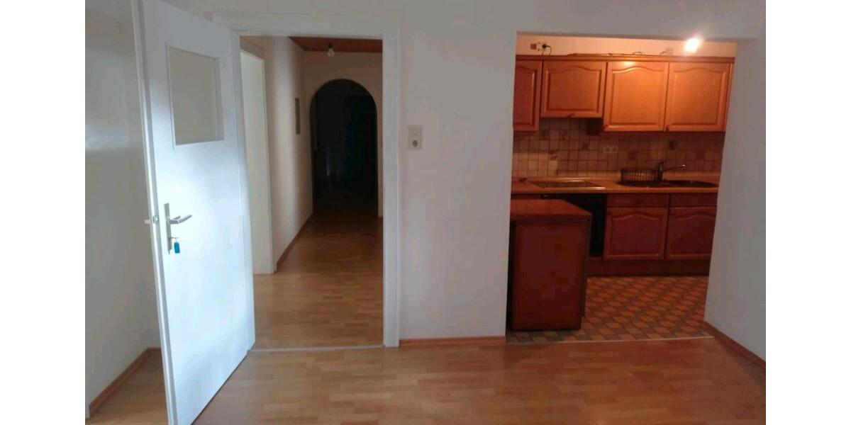 Erdgeschoßwohnung Stegaurach - 5 Zimmer, 108 m&sup2;, 750&euro; | Angebot:25392056