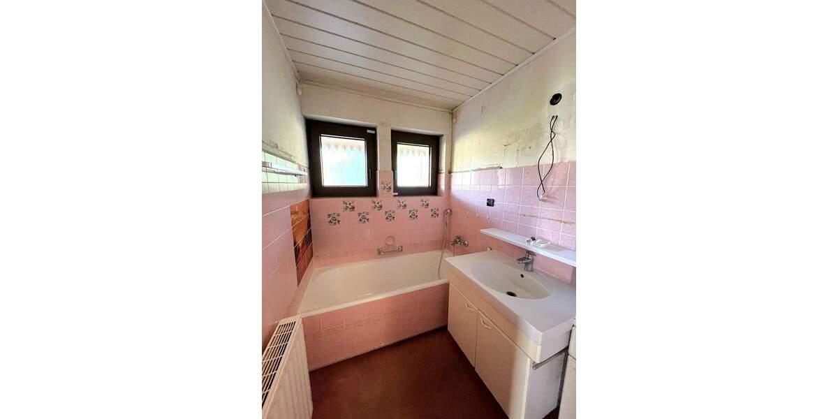 Bungalow Röttenbach - 3 Zimmer, 72 m&sup2;, 380.000&euro; | Angebot:25671757