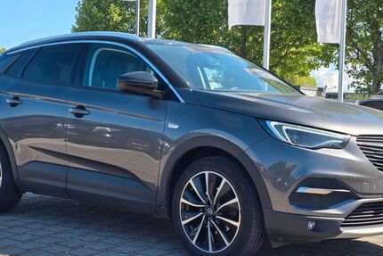 Opel Grandland (X) 69.000 km 16.000 &euro; Bamberg 96052