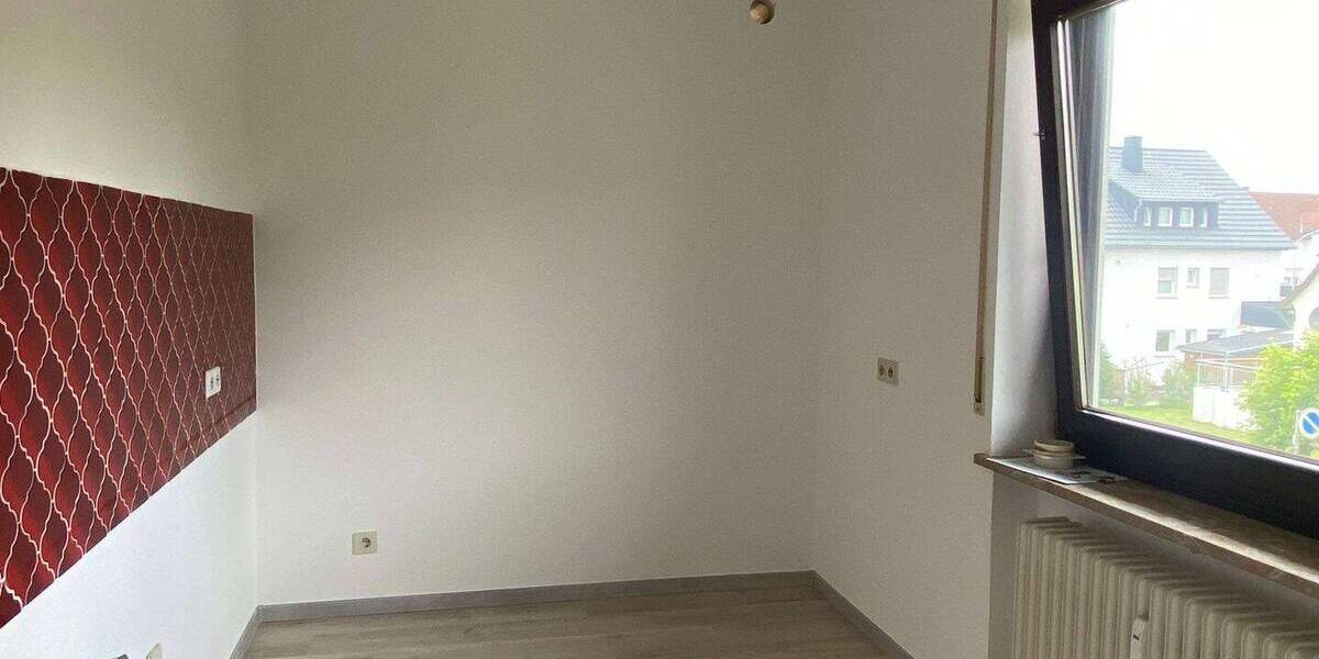 Etagenwohnung Forchheim - 3 Zimmer, 100 m&sup2;, 980&euro; | Angebot:26803825