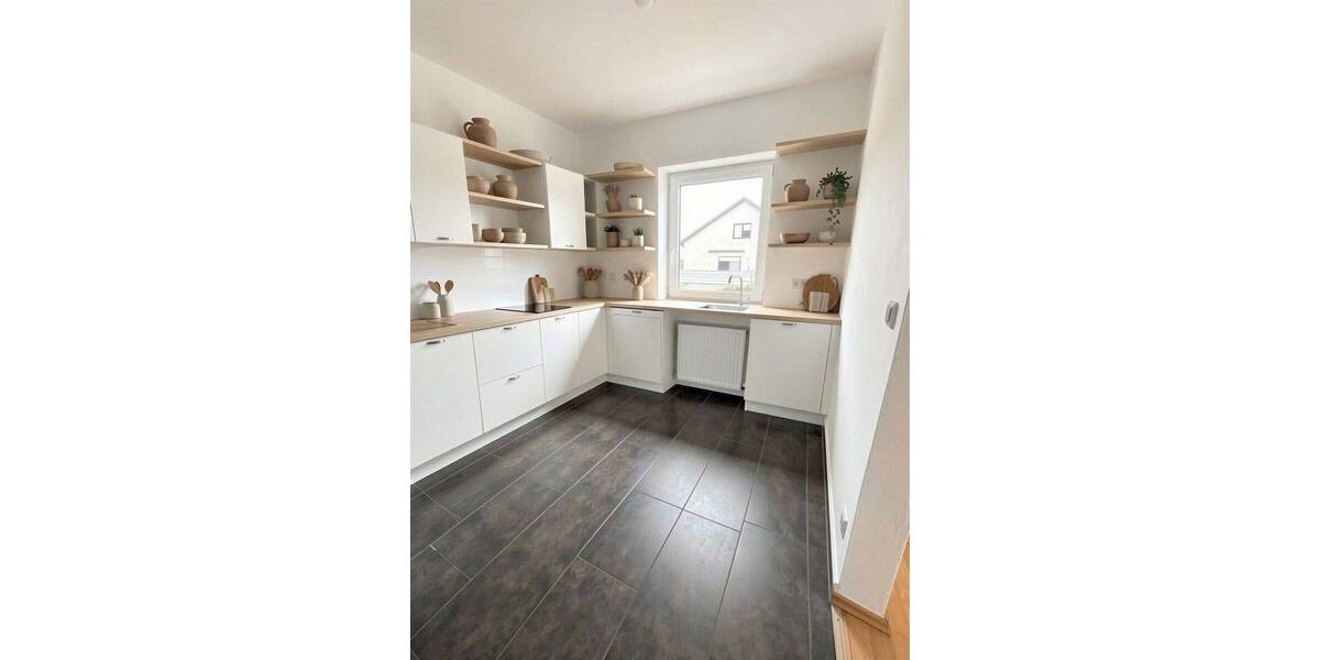 Etagenwohnung Adelsdorf - 4 Zimmer, 106 m&sup2;, 950&euro; | Angebot:26833691