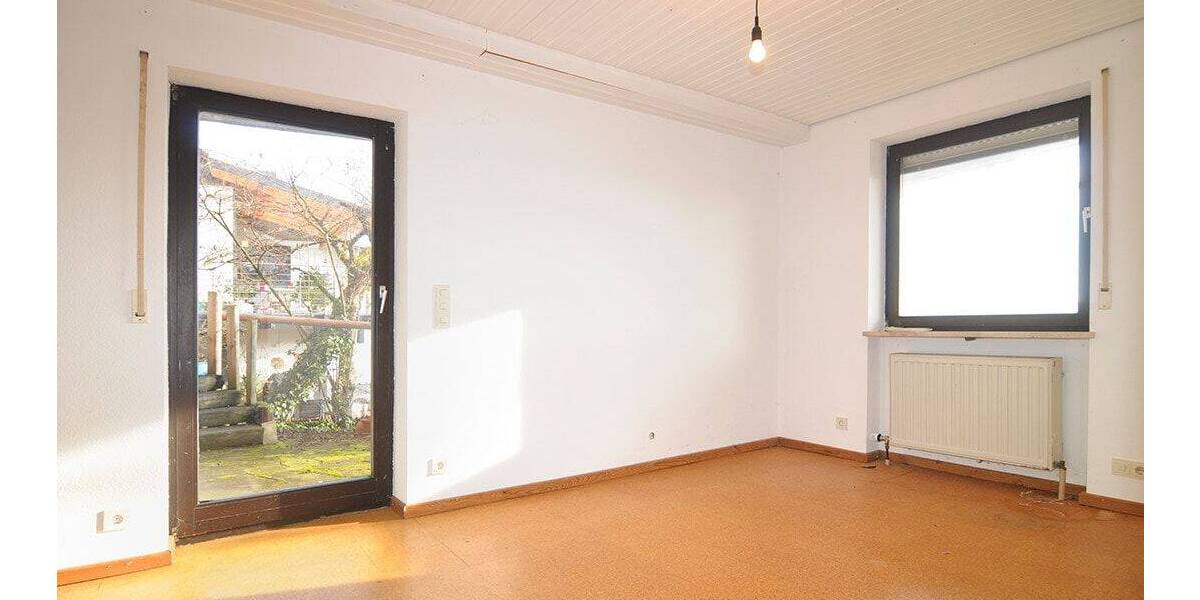 Einfamilienhaus Ebelsbach - 8 Zimmer, 225 m&sup2;, 329.000&euro; | Angebot:25686731