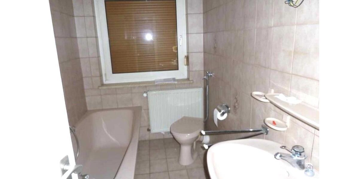 Etagenwohnung Ebern - 3 Zimmer, 57 m&sup2;, 420&euro; | Angebot:26025698