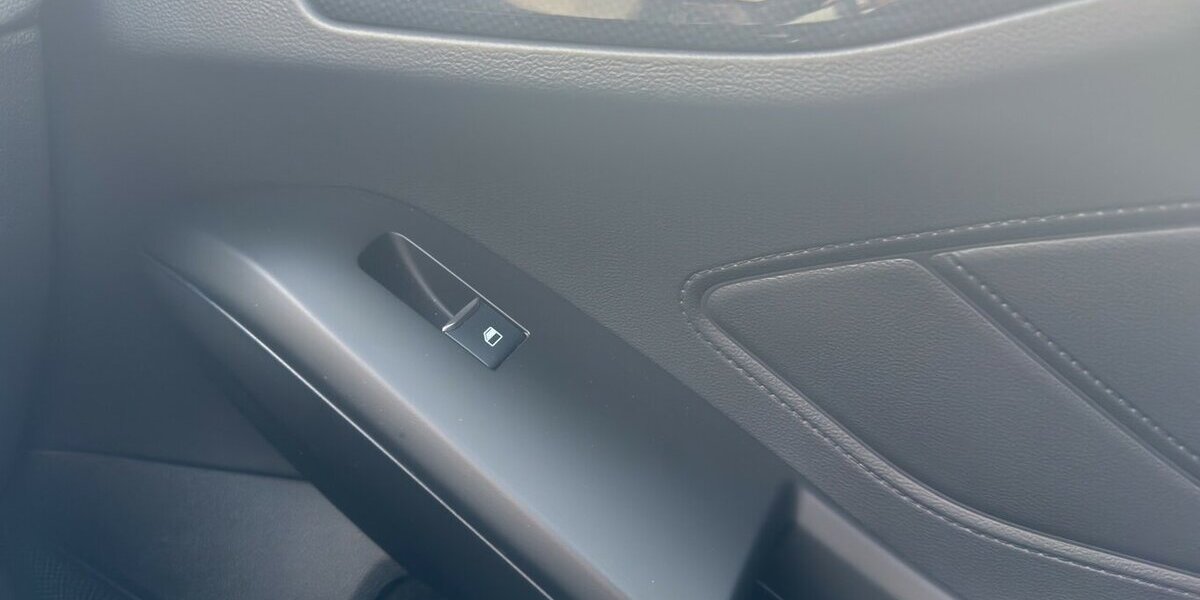 Ford Focus Turnier ST-Line X*Aut./Pano/AHK/Navi/SHZG/PD 17.607 km 22.490 &euro; Bamberg 96052