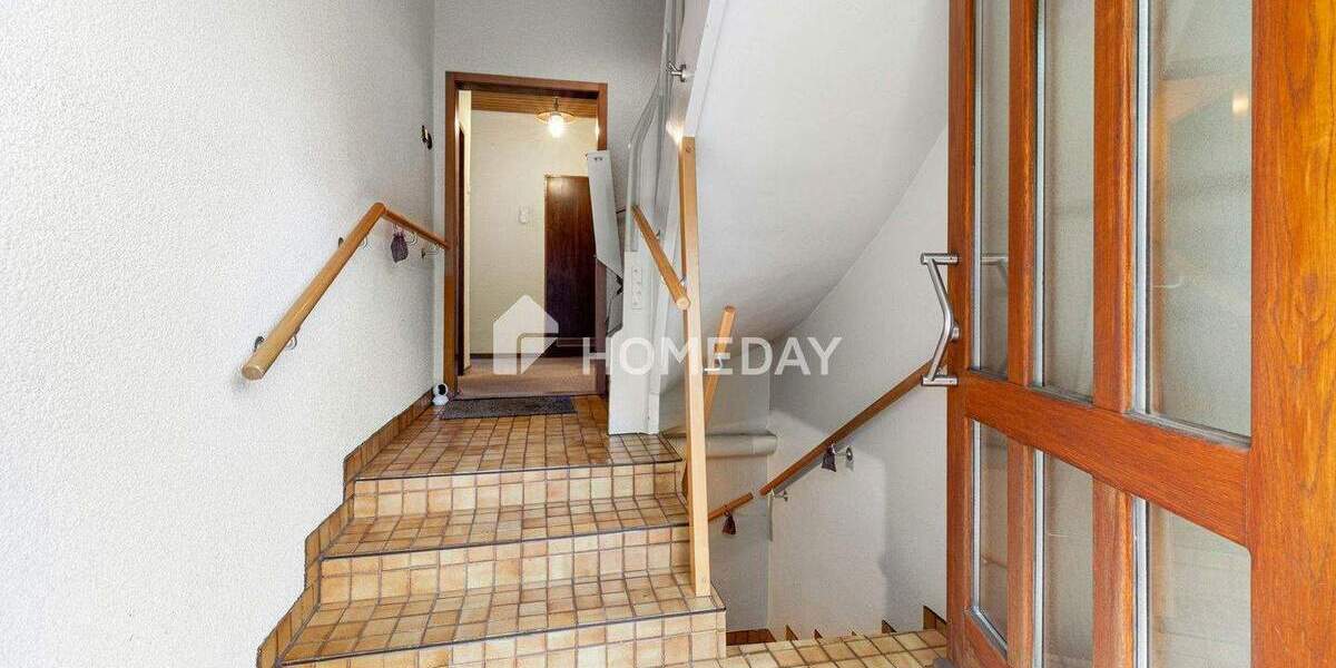 Mehrfamilienhaus, Wohnhaus Bamberg Gereuth - 7 Zimmer, 266 m&sup2;, 650.000&euro; | Angebot:25737534