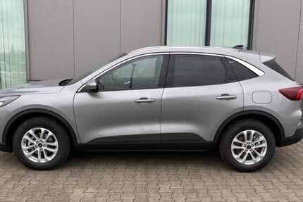 Ford Kuga 63.500 km 20.800 &euro; Oberhaid 96173