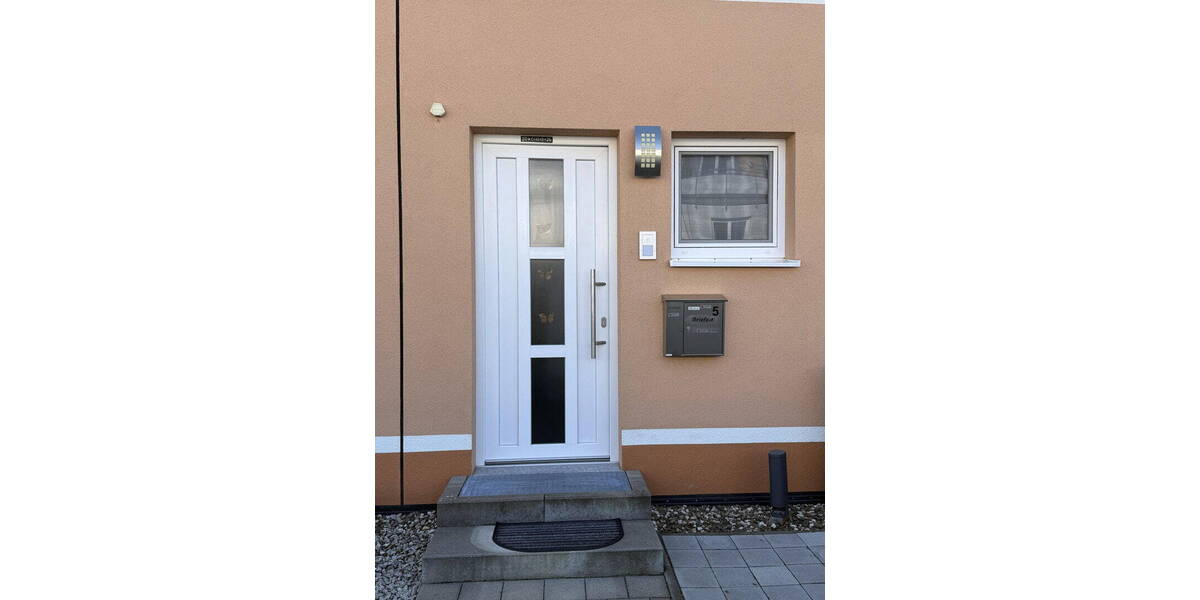 Reihenmittelhaus Adelsdorf - 5 Zimmer, 137 m&sup2;, 710.000&euro; | Angebot:26140896
