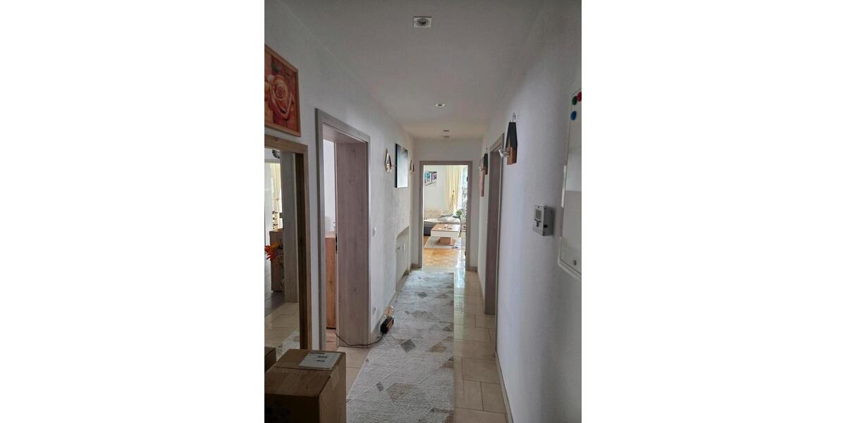 Etagenwohnung Eggolsheim - 4.5 Zimmer, 130 m&sup2;, 1.350&euro; | Angebot:25821320