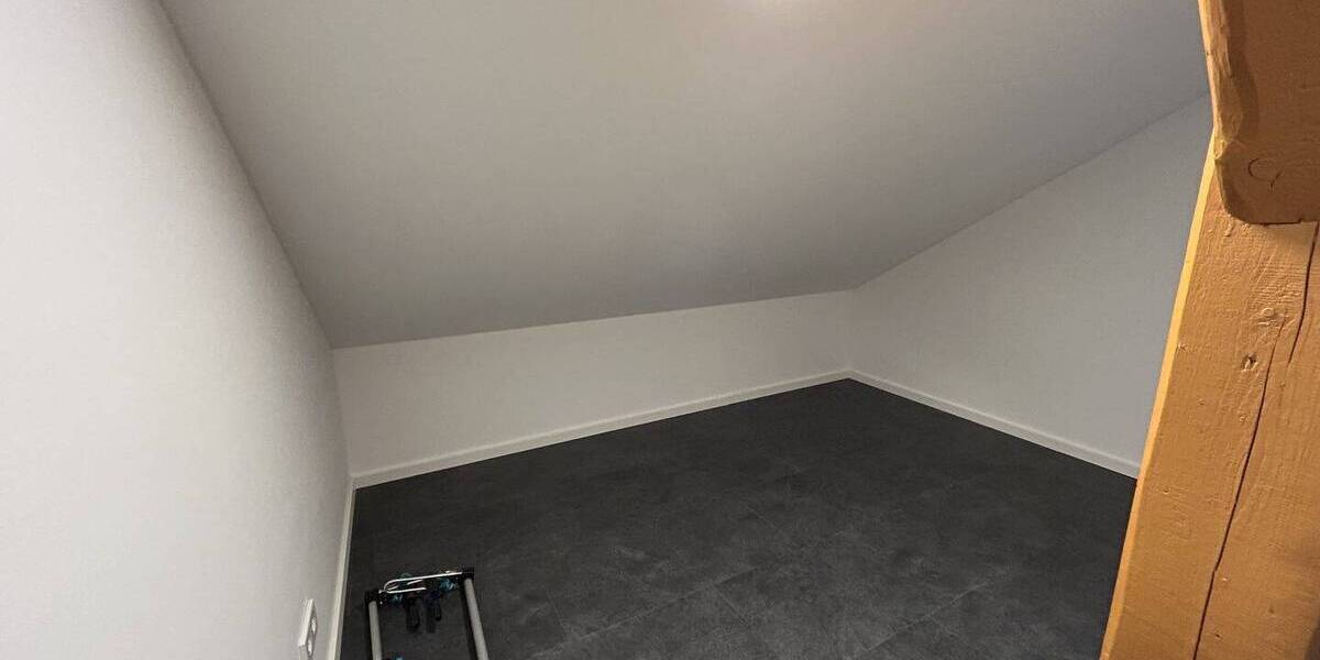 Etagenwohnung Forchheim Reuth - 3 Zimmer, 90 m&sup2;, 1.100&euro; | Angebot:26766638