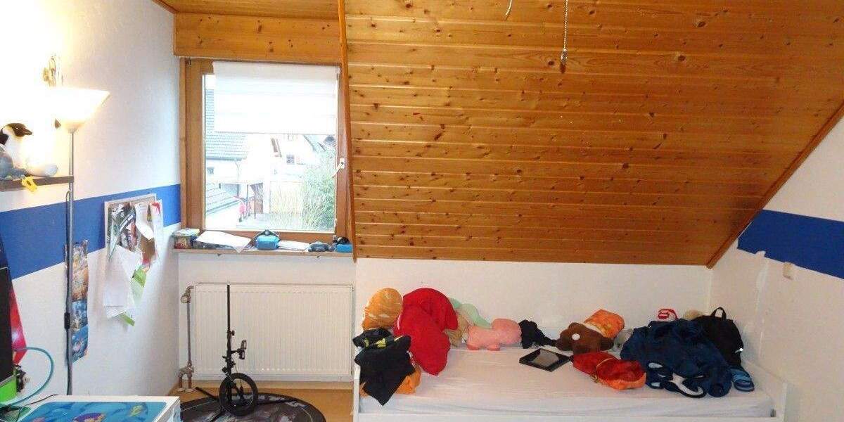 Doppelhaushälfte Heroldsbach Thurn - 4 Zimmer, 117 m&sup2;, 465.000&euro; | Angebot:25746860