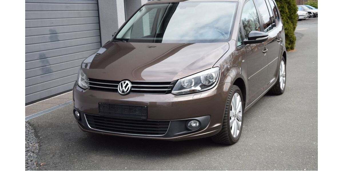 VW Touran 119.514 km 8.950 &euro; Burgebrach 96138