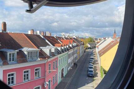 Gewerbeobjekt Bamberg Gereuth - 9 Zimmer, 355 m&sup2;, 3.750&euro; | Angebot:25680551