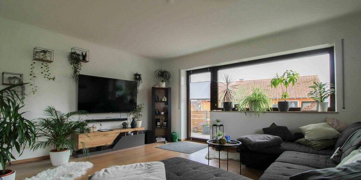 Mehrfamilienhaus, Wohnhaus Lonnerstadt - 1 Zimmer, 598.000&euro; | Angebot:26107905