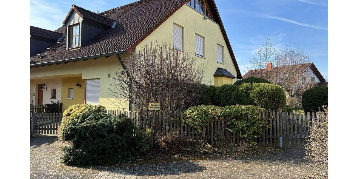Doppelhaushälfte Stegaurach - 5 Zimmer, 126 m&sup2;, 595.000&euro; | Angebot:25879720