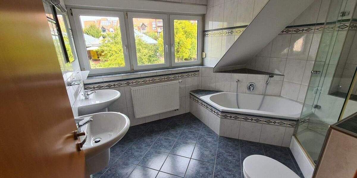 Doppelhaushälfte Litzendorf - 6 Zimmer, 210 m&sup2;, 649.000&euro; | Angebot:25879780