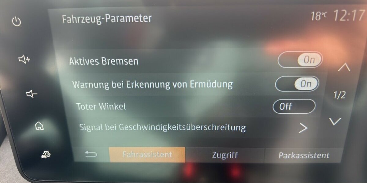 Dacia Jogger Extreme+ *7-Sitzer/Navi/SHZG/Temmpomat/RFK* 13.615 km 20.790 &euro; Bamberg 96052