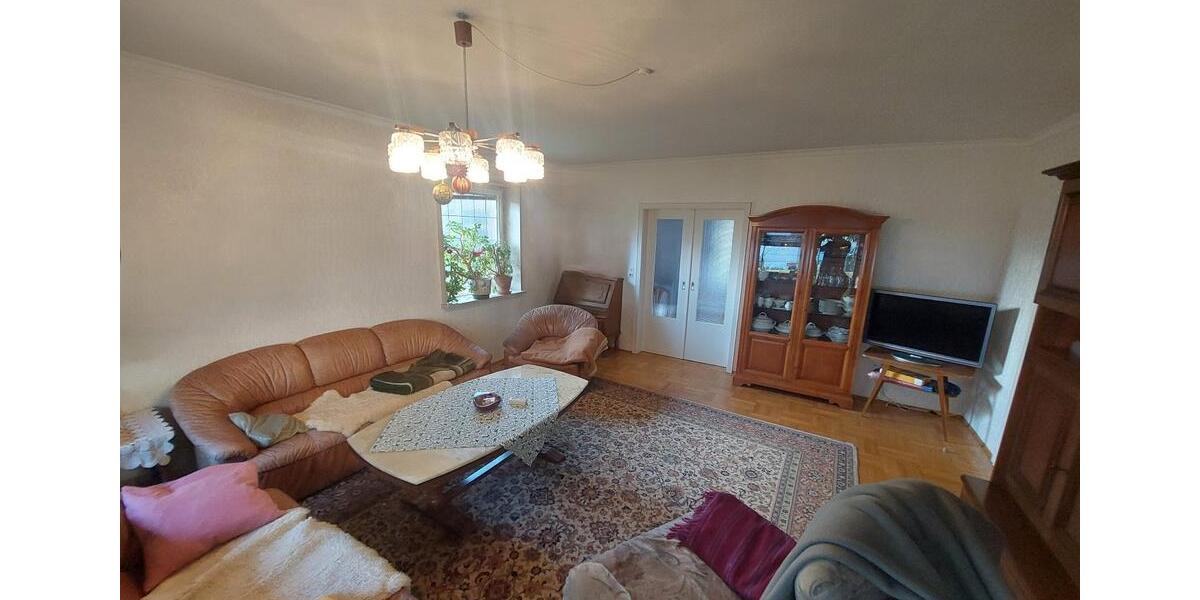 Einfamilienhaus Litzendorf - 9 Zimmer, 220 m&sup2;, 499.000&euro; | Angebot:26183086