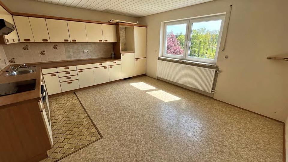 Etagenwohnung Stegaurach - 3 Zimmer, 92 m&sup2;, 850&euro; | Angebot:26688756