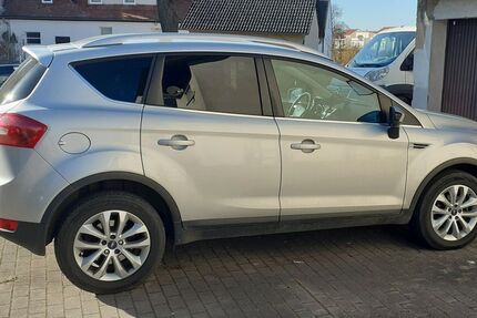 Ford Kuga 164.000 km 6.999 &euro; Adelsdorf 91325