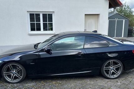 BMW 335 136.500 km 22.900 &euro; Hallerndorf 91352
