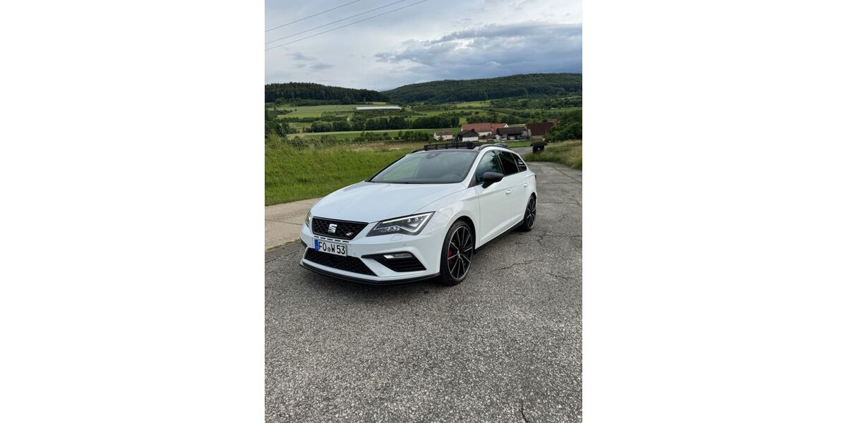 Seat Leon 87.300 km 22.800 &euro; Pretzfeld 91362