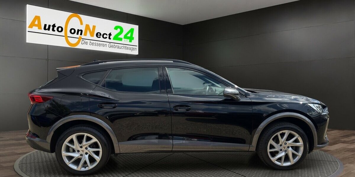 Cupra Formentor 1.5 TSi *DSG/LED/Kessy/RFK/ACC/Navi* 33.784 km 25.390 &euro; Bamberg 96052