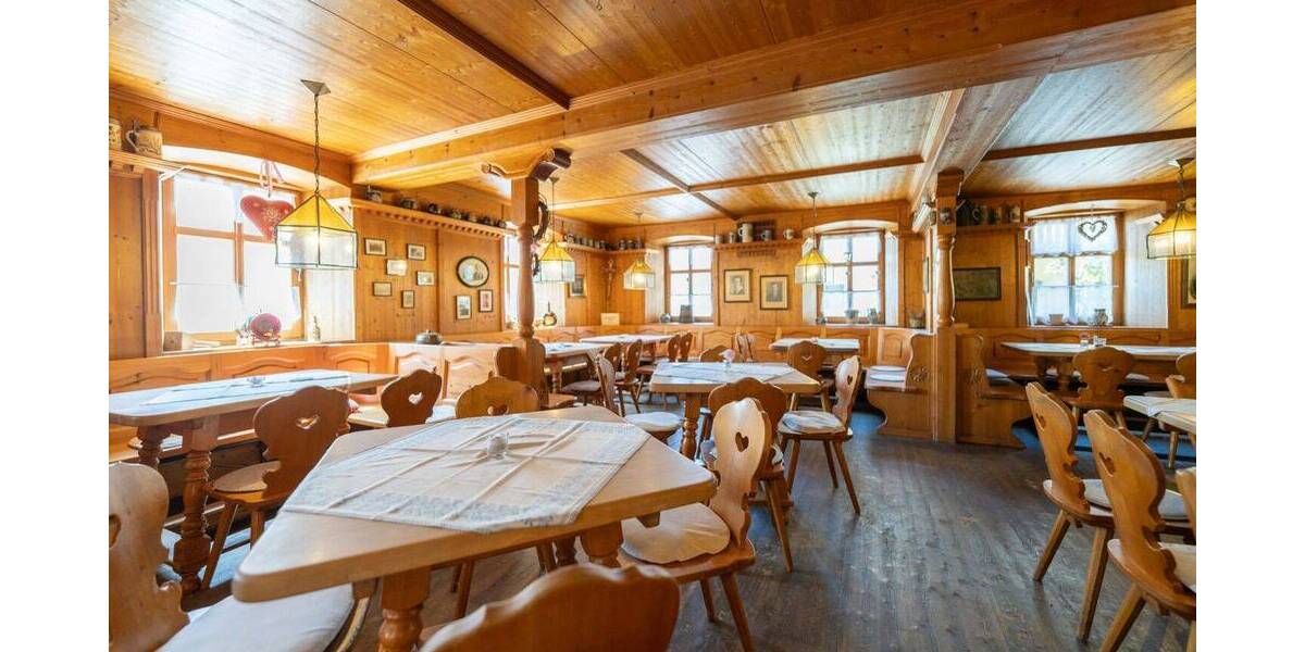 Mehrfamilienhaus, Wohnhaus Scheßlitz Straßgiech - 1 Zimmer, 200 m&sup2;, 995.000&euro; | Angebot:26806051
