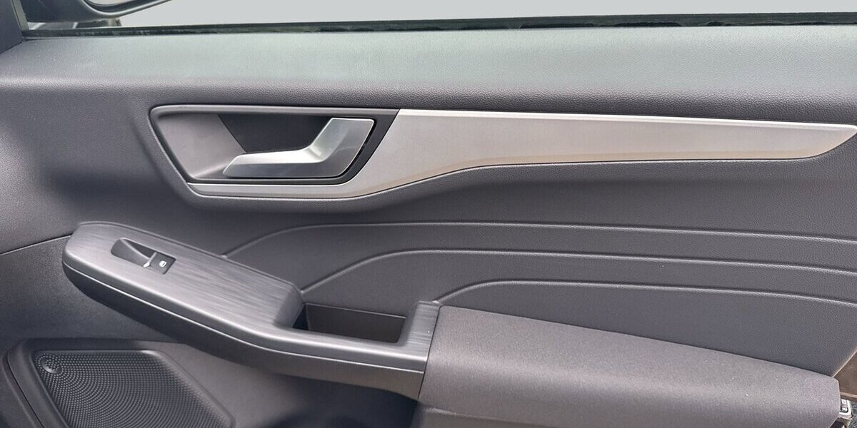 Ford Kuga 1.5 Cool & Connect *Navi/Sitzhzg/Tempomat/1.H 9.958 km 20.980 &euro; Bamberg 96052