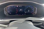 VW T-Roc 1.5 TSi Life Business *LED/Navi/ACC/SHZG/Tot 4.126 km 26.990 &euro; Bamberg 96052