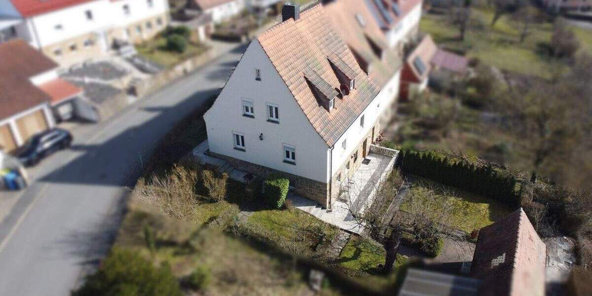 Einfamilienhaus Ebern - 4 Zimmer, 115 m&sup2;, 295.000&euro; | Angebot:25801189