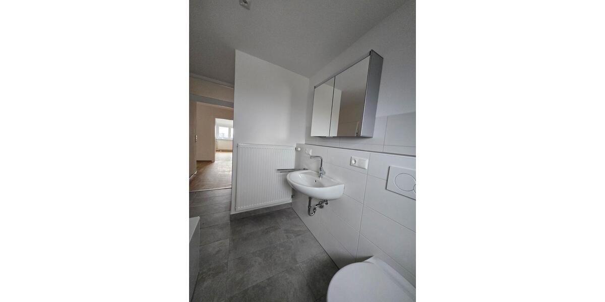 Dachgeschoßwohnung Ebelsbach - 3 Zimmer, 490&euro; | Angebot:22230792