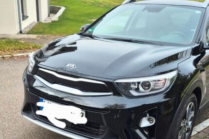 Kia Stonic 85.000 km 12.999 &euro; Bamberg 96050