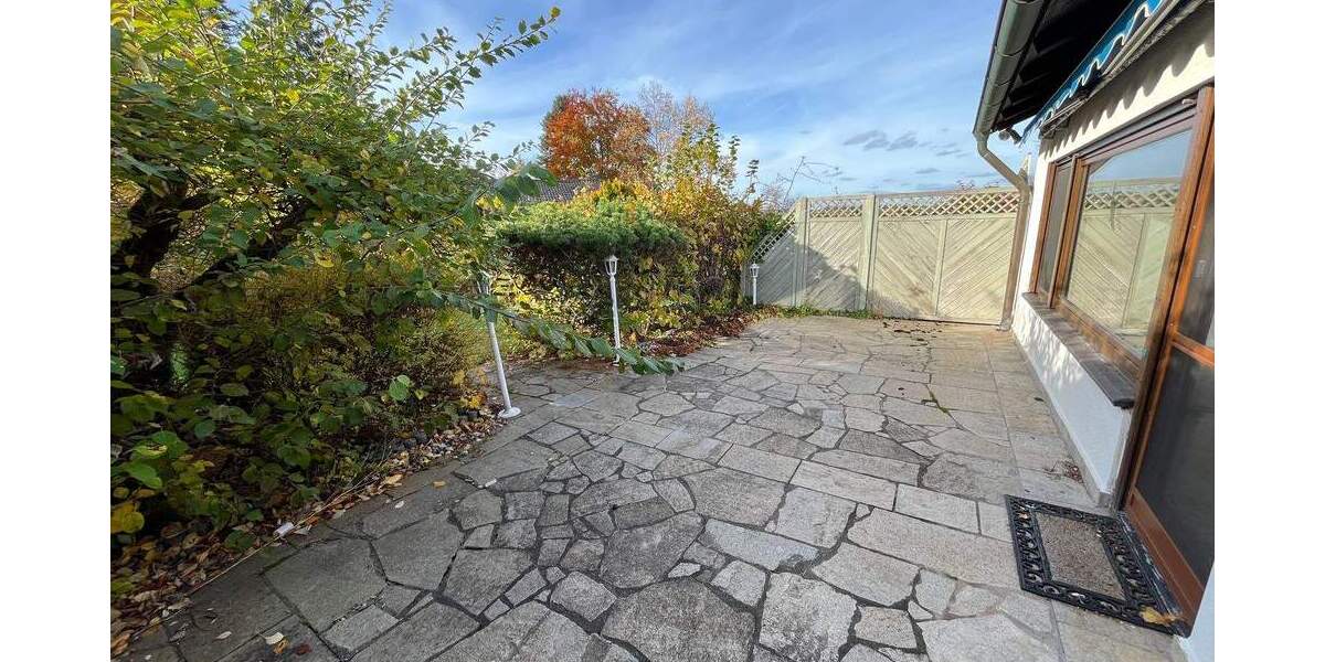 Bungalow Röttenbach - 3 Zimmer, 72 m&sup2;, 380.000&euro; | Angebot:25662156