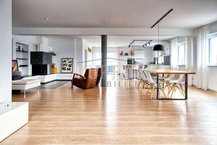 Wohnung Höchstadt an der Aisch - 3 Zimmer, 166 m&sup2;, 1.750&euro; | Angebot:27341657
