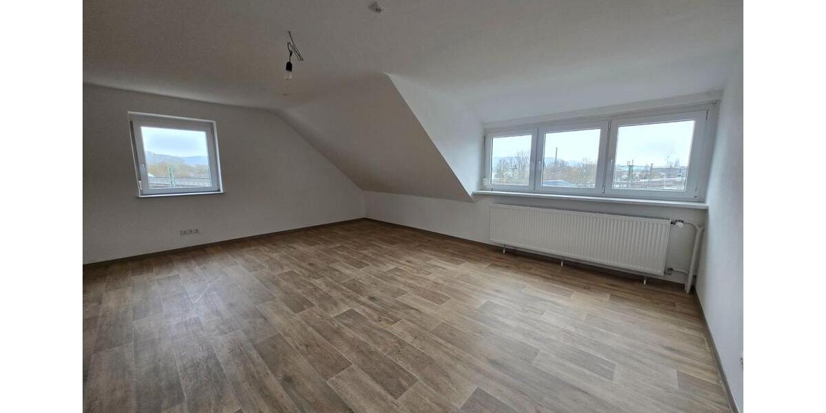 Dachgeschoßwohnung Ebelsbach - 3 Zimmer, 490&euro; | Angebot:22230792
