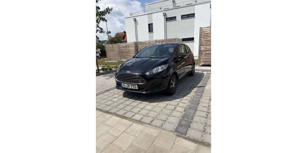 Ford Fiesta 156.000 km 3.600 &euro; hemhofen 91334