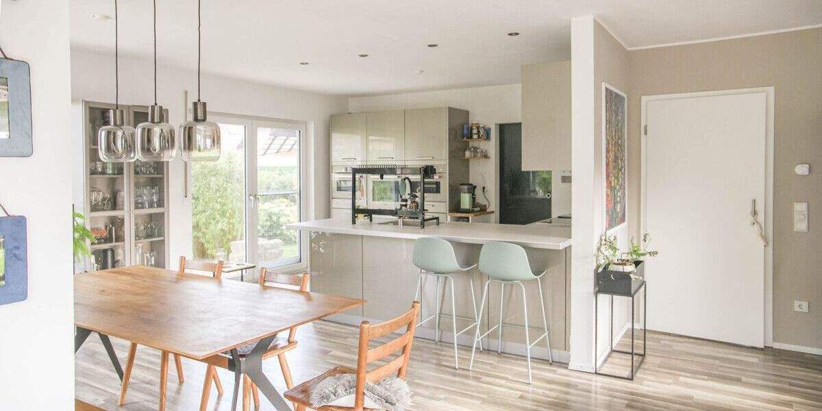 Einfamilienhaus Pettstadt - 5 Zimmer, 156 m&sup2;, 720.000&euro; | Angebot:25681336