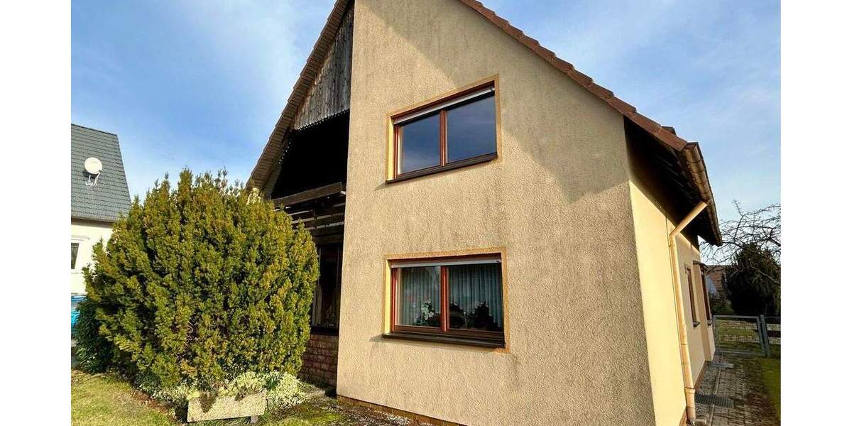 Einfamilienhaus Adelsdorf Aisch - 6 Zimmer, 122 m&sup2;, 299.000&euro; | Angebot:25677867