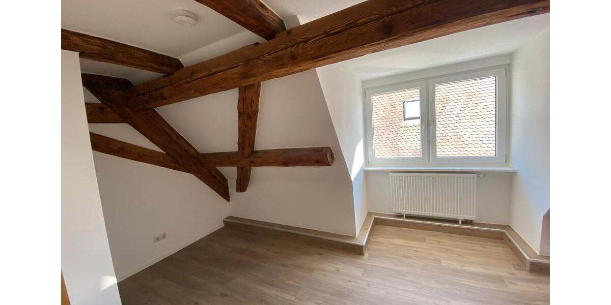 Dachgeschoßwohnung Höchstadt an der Aisch - 3 Zimmer, 79 m&sup2;, 980&euro; | Angebot:26653334