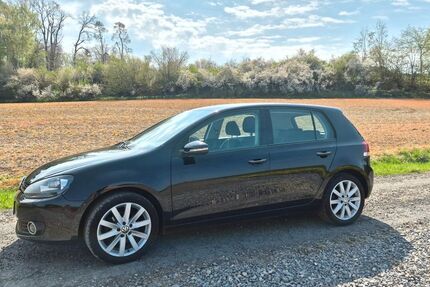 VW Golf 180.500 km 4.300 &euro; Pommersfelden 96178