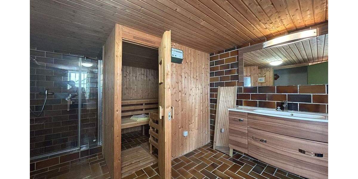 Einfamilienhaus Heßdorf - 7 Zimmer, 173 m&sup2;, 768.000&euro; | Angebot:25671195