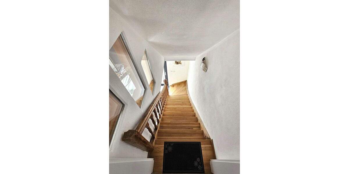 Mehrfamilienhaus, Wohnhaus Hirschaid Sassanfahrt - 9 Zimmer, 270 m&sup2;, 749.000&euro; | Angebot:25780721