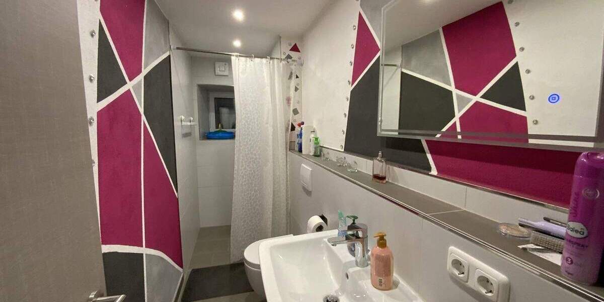 Mehrfamilienhaus, Wohnhaus Pretzfeld - 7 Zimmer, 194 m&sup2;, 625.000&euro; | Angebot:25692198