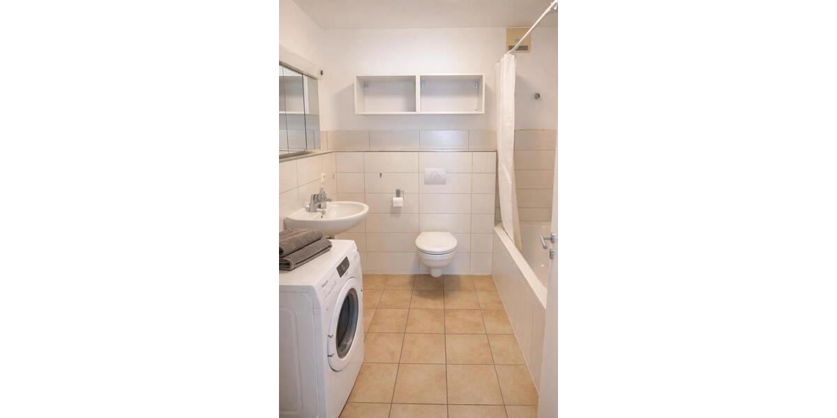 Etagenwohnung Hirschaid - 5 Zimmer, 12 m&sup2;, 330&euro; | Angebot:26067073