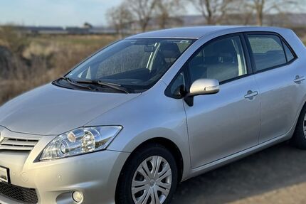Toyota Auris 169.000 km 3.750 &euro; Forchheim 91301