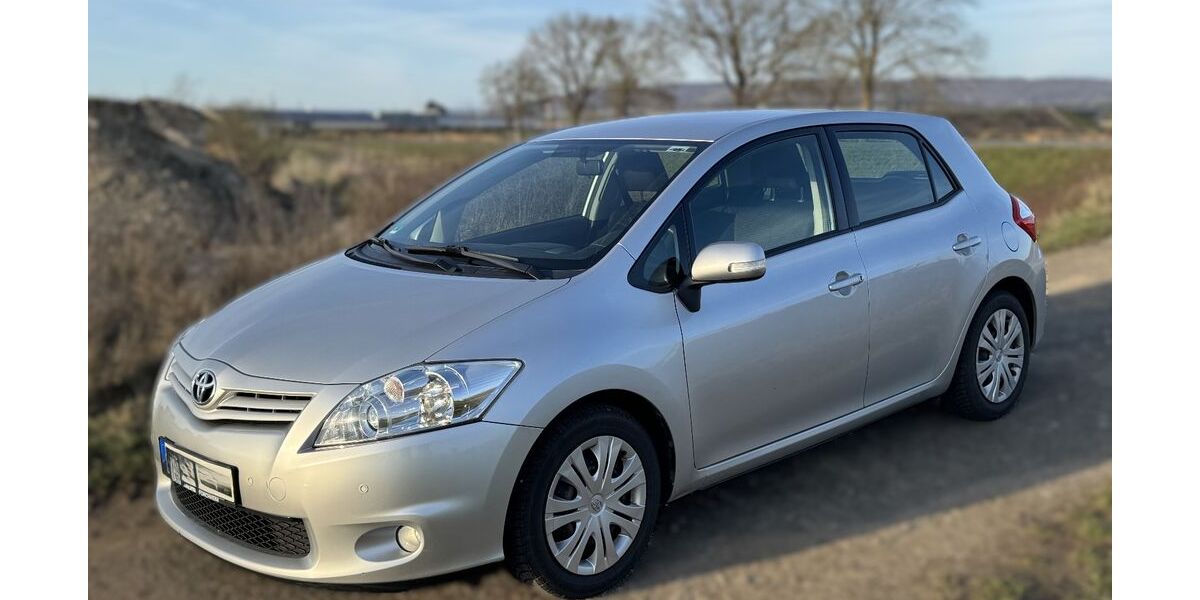 Toyota Auris 169.000 km 4.100 &euro; Forchheim 91301
