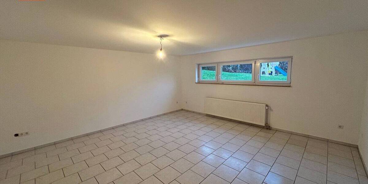 Etagenwohnung Gundelsheim - 4 Zimmer, 126 m&sup2;, 750&euro; | Angebot:26217597