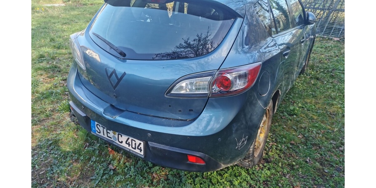 Mazda 3 176.174 km 3.000 &euro; Bad Staffelstein 96231