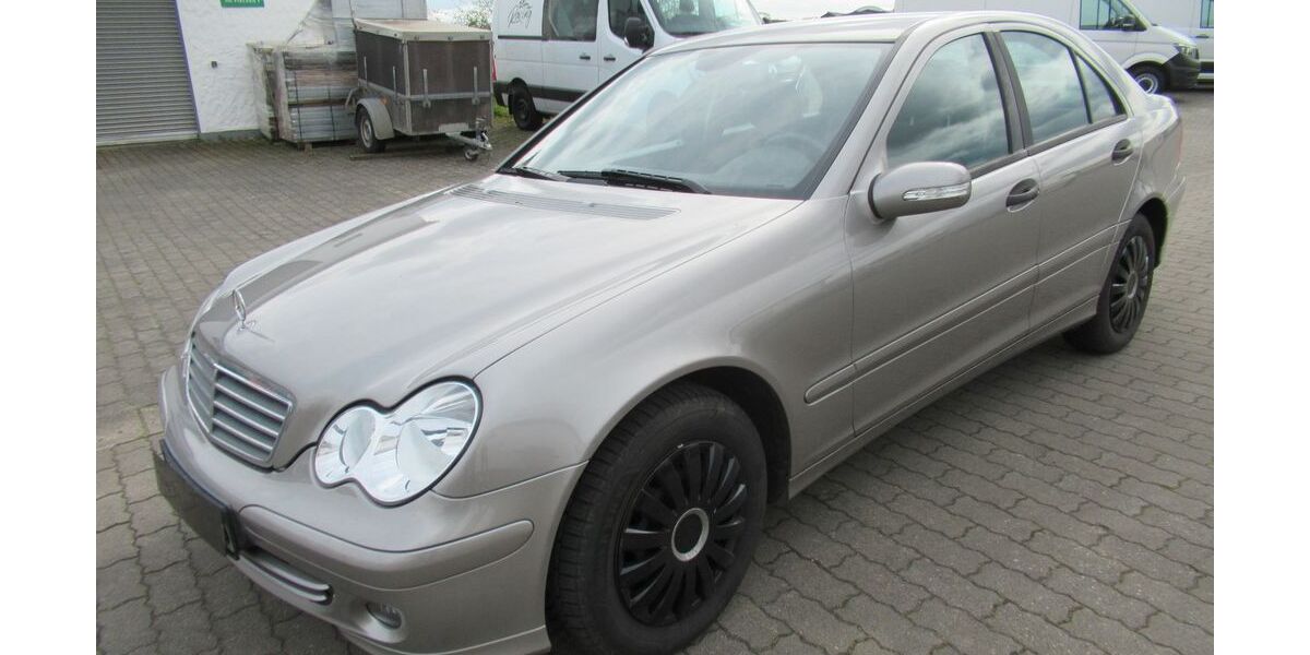 Mercedes-Benz C 180 115.000 km 4.600 &euro; Rattelsdorf 96179